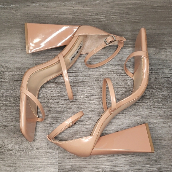 Steve Madden Women's Tan Block Heel Sandals - Picture 2 of 8